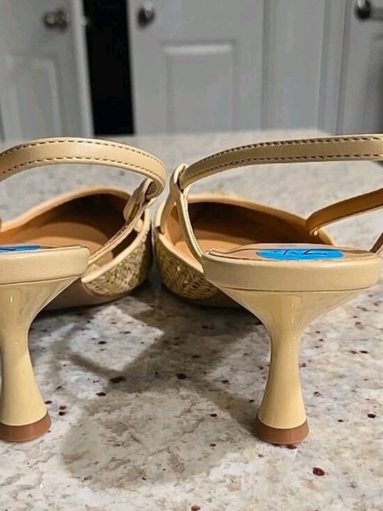 Nine West RowenP2 Kitten Heels. New Without Box - Picture 5 of 6